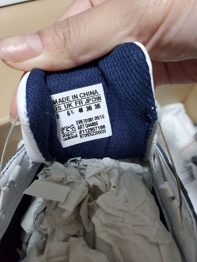 ゴルフシューズ　adidas