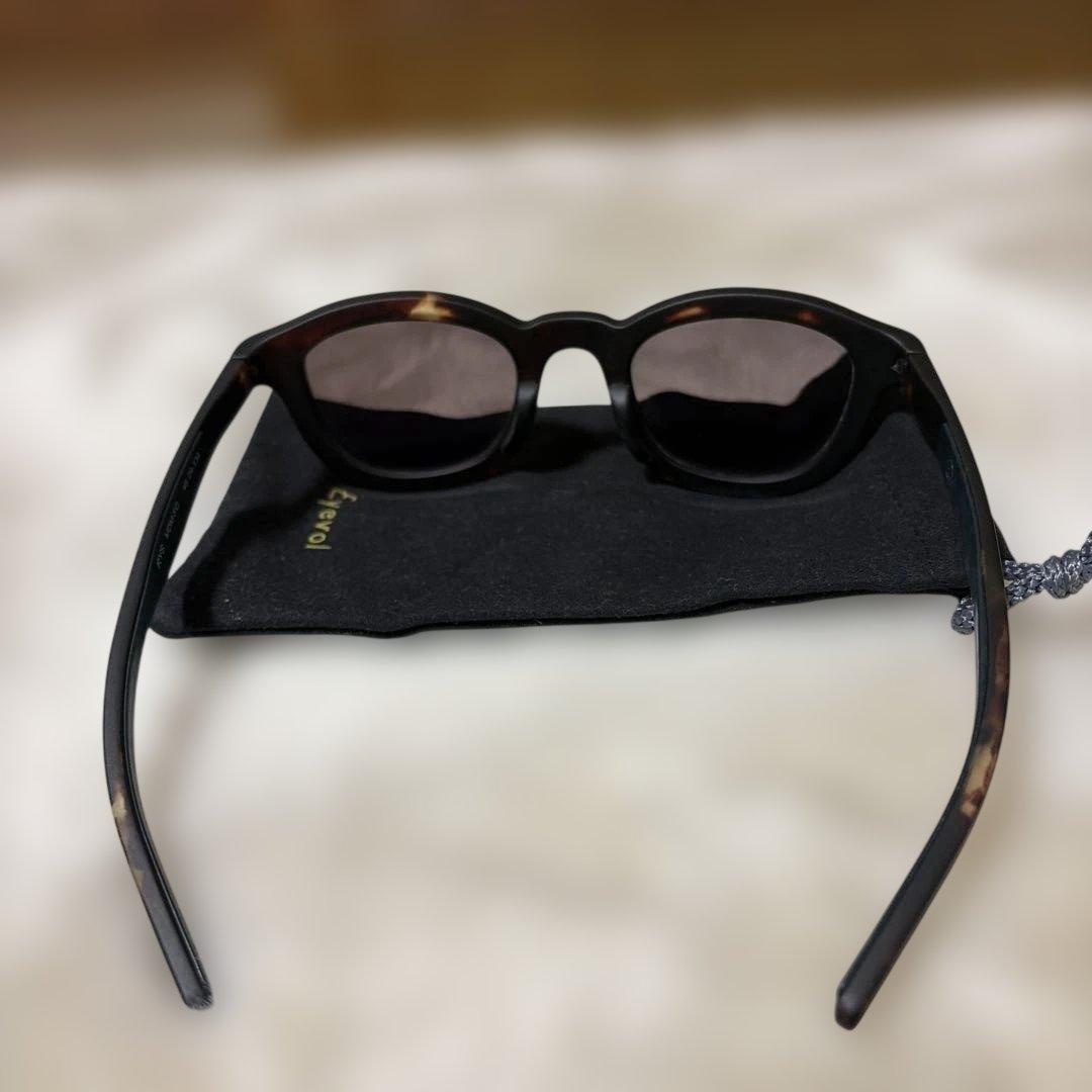 Eyebol サングラス