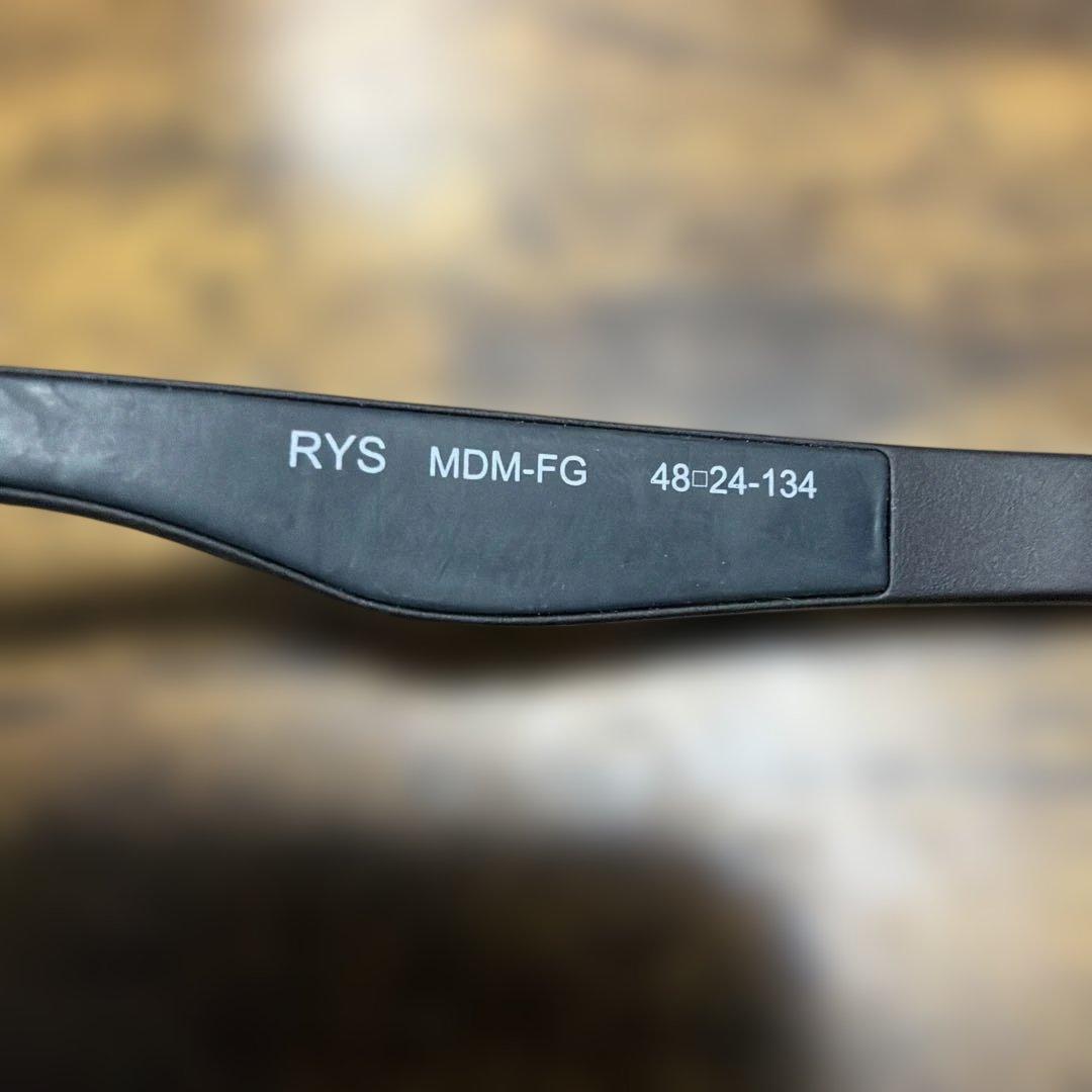 Eyebol サングラス