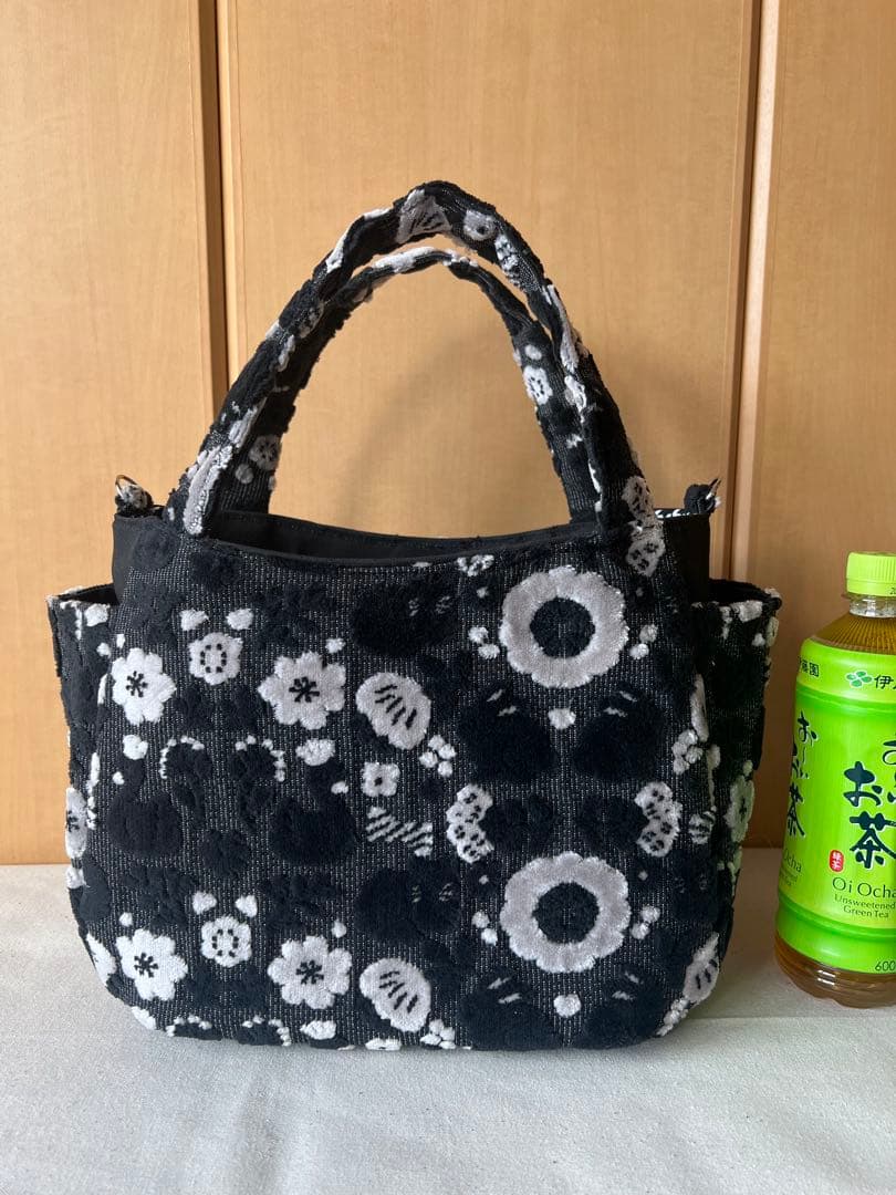 のびしろ応援【ジョリーフルール】もふもふ　チューリップバック　M パンダブラック