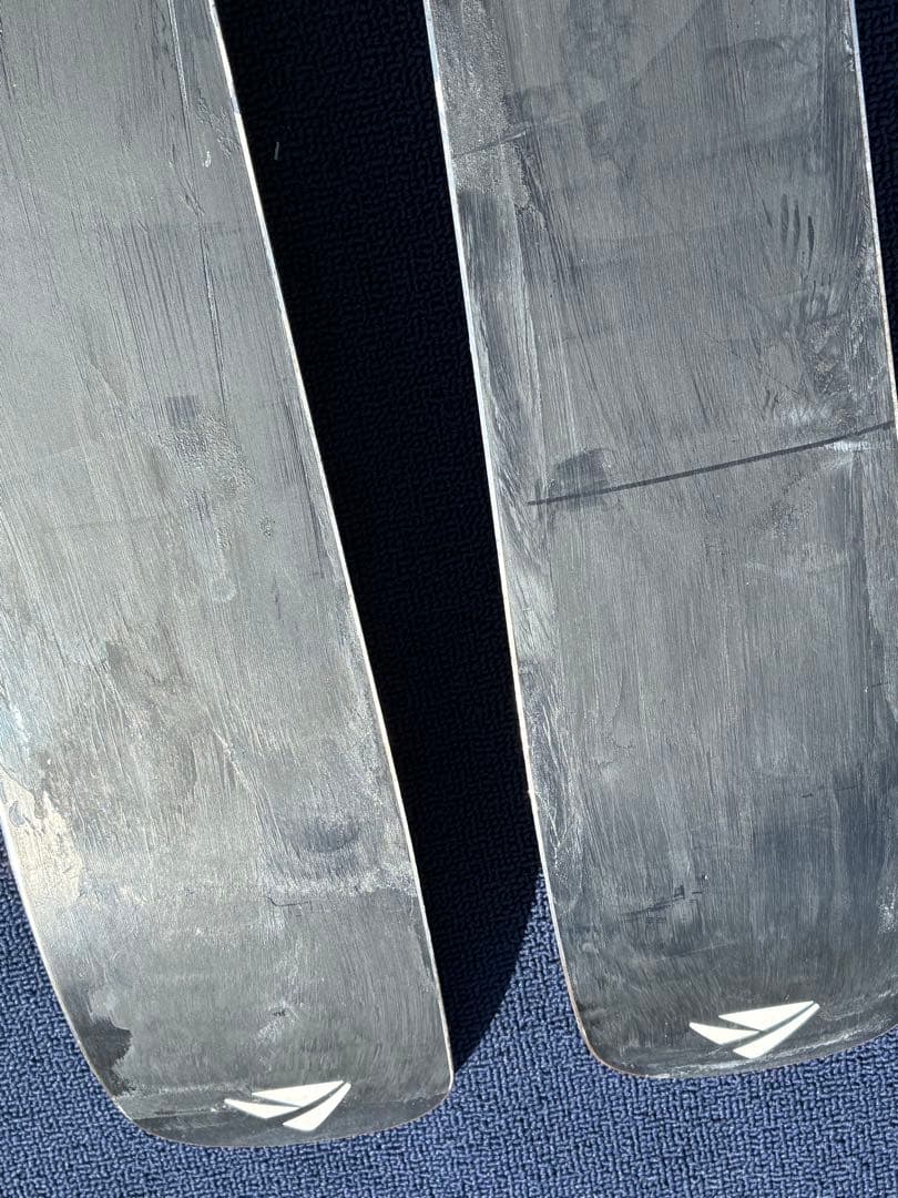 シーズン直前‼️最終価格で送料込み‼️ケイスキー　レアデザイン！オマケ付き‼️