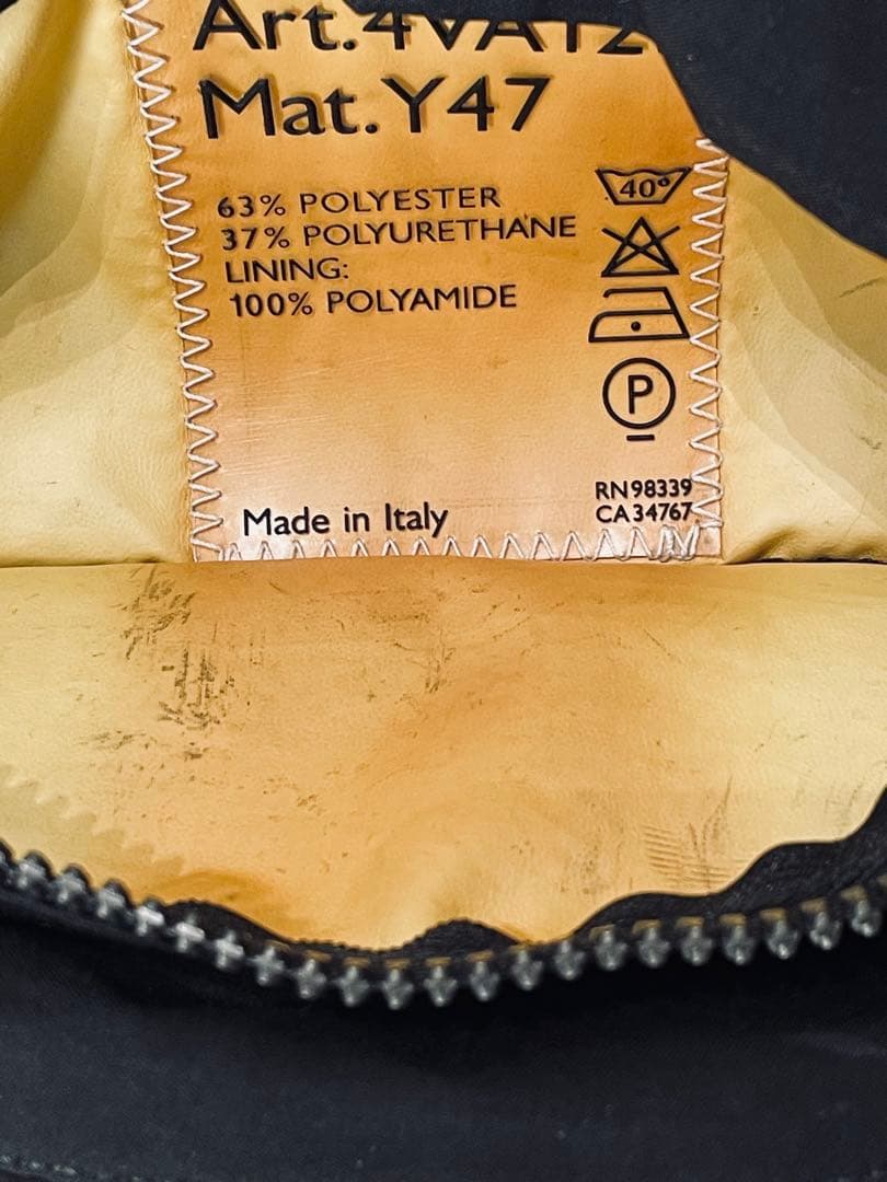 PRADA プラダ　スポーツ ボディバッグ ウエストポーチ　ブラック