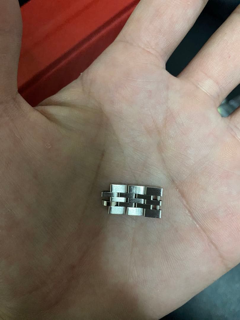 ロレックス オイスター パーペチュアル レディース デイト レッドボックス