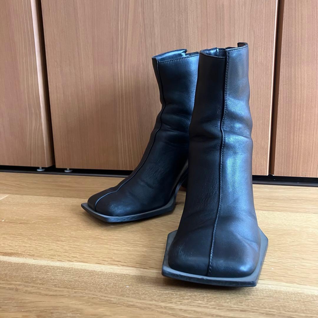 UN3Dアンスリード　ワイドスクエアショートブーツ　22.5~23.5　ブラック