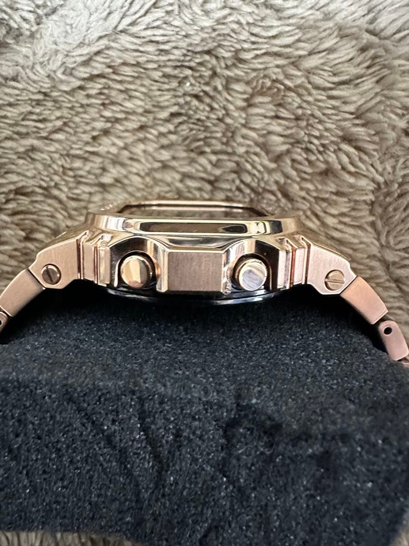 時計 CASIO G-SHOCK GMW-B5000GD-4