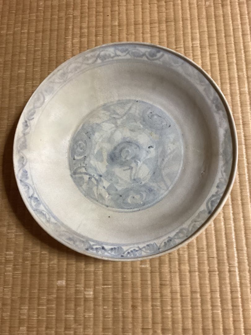 骨董古美術鉄絵花文大皿　古陶器　タイ　スコータイ時代　カロン窯　コレクター所蔵品