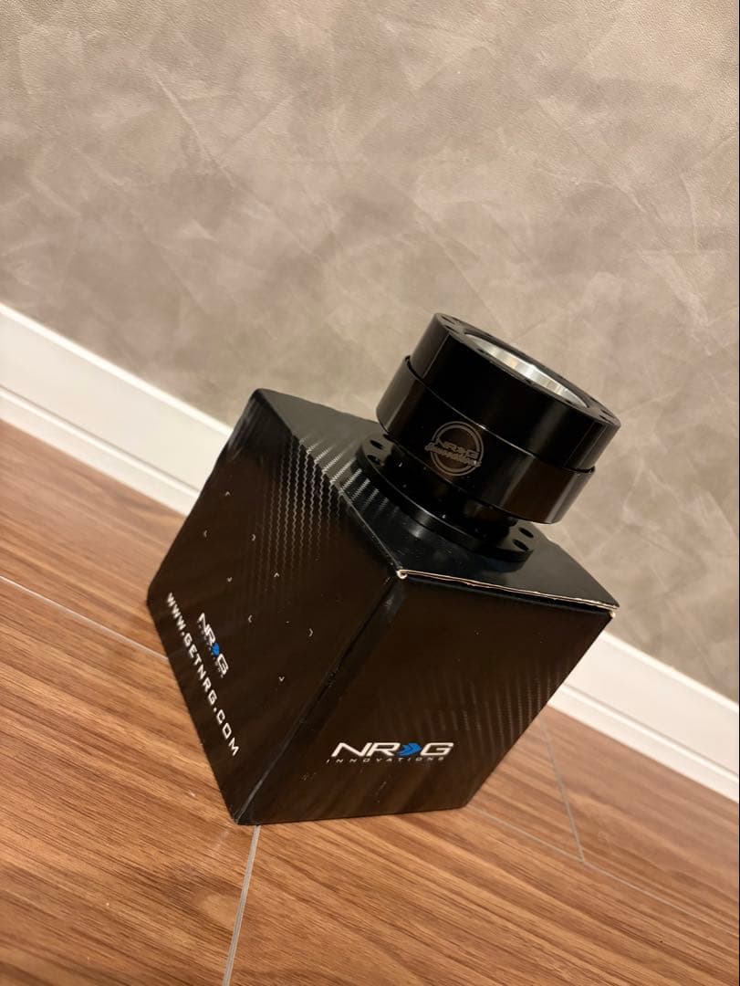 NRG クイックリリース　ステアリング　ブラック チンと鳴るバージョン