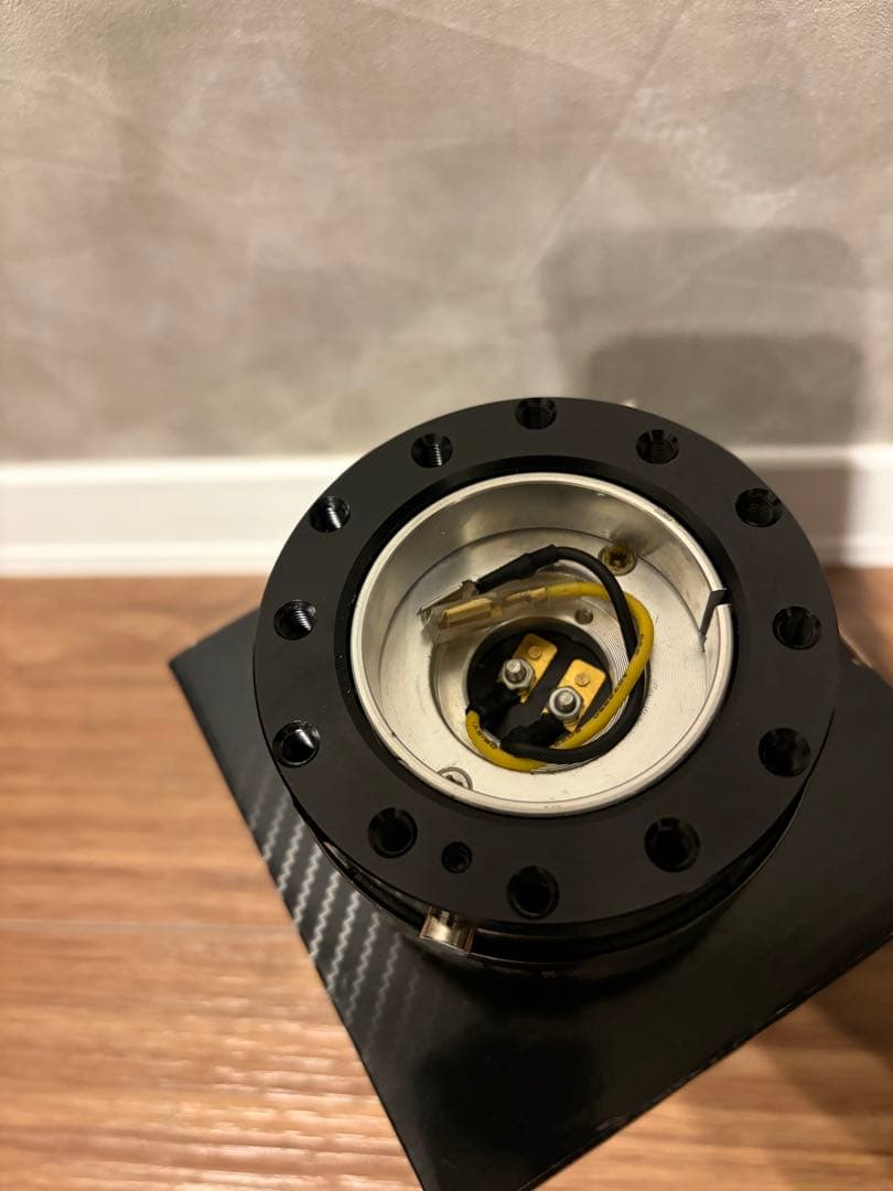 NRG クイックリリース　ステアリング　ブラック チンと鳴るバージョン