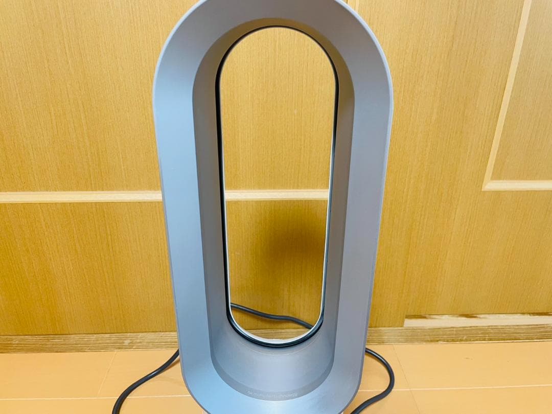 Dyson AM05 hot+cool ファンヒーター ホワイト　2017年製