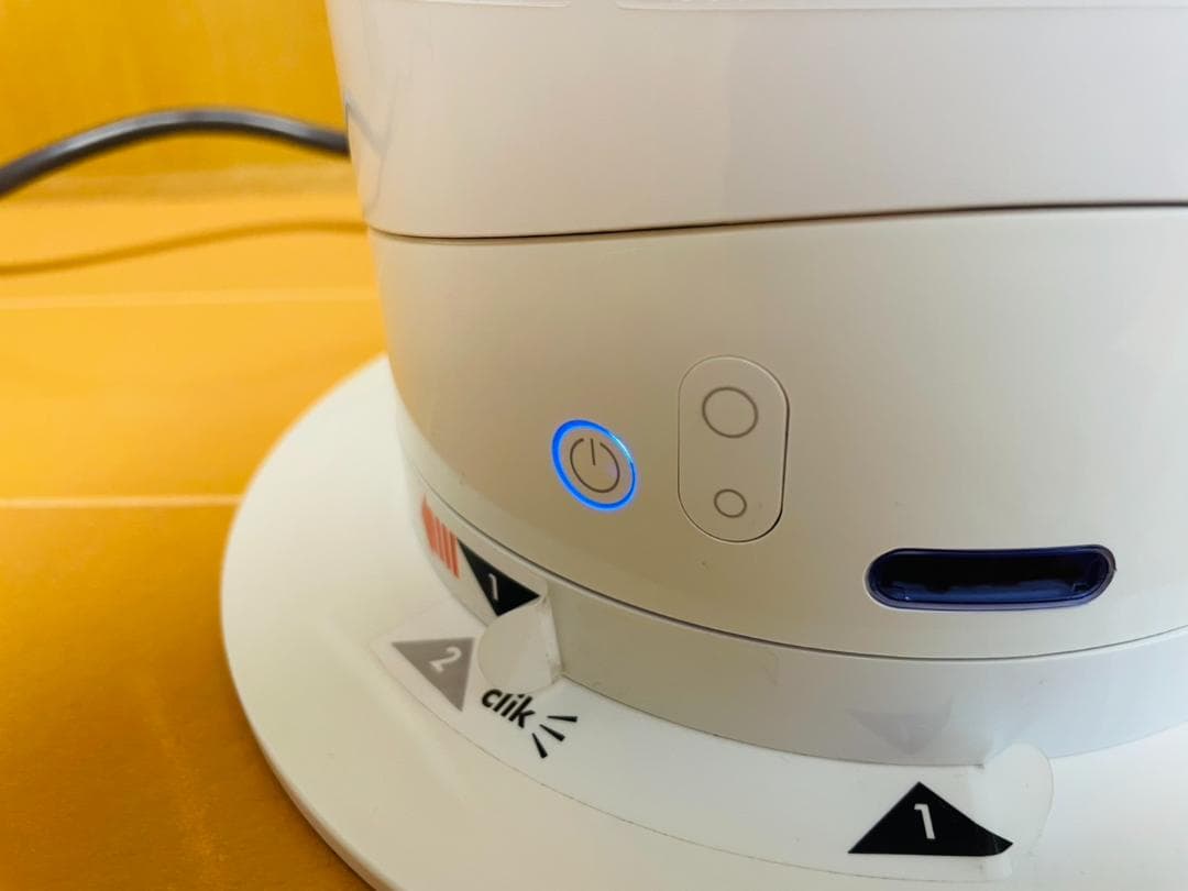 Dyson AM05 hot+cool ファンヒーター ホワイト　2017年製