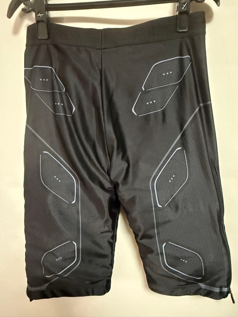 SIXPAD Powersuit Bottom MEN Lサイズ