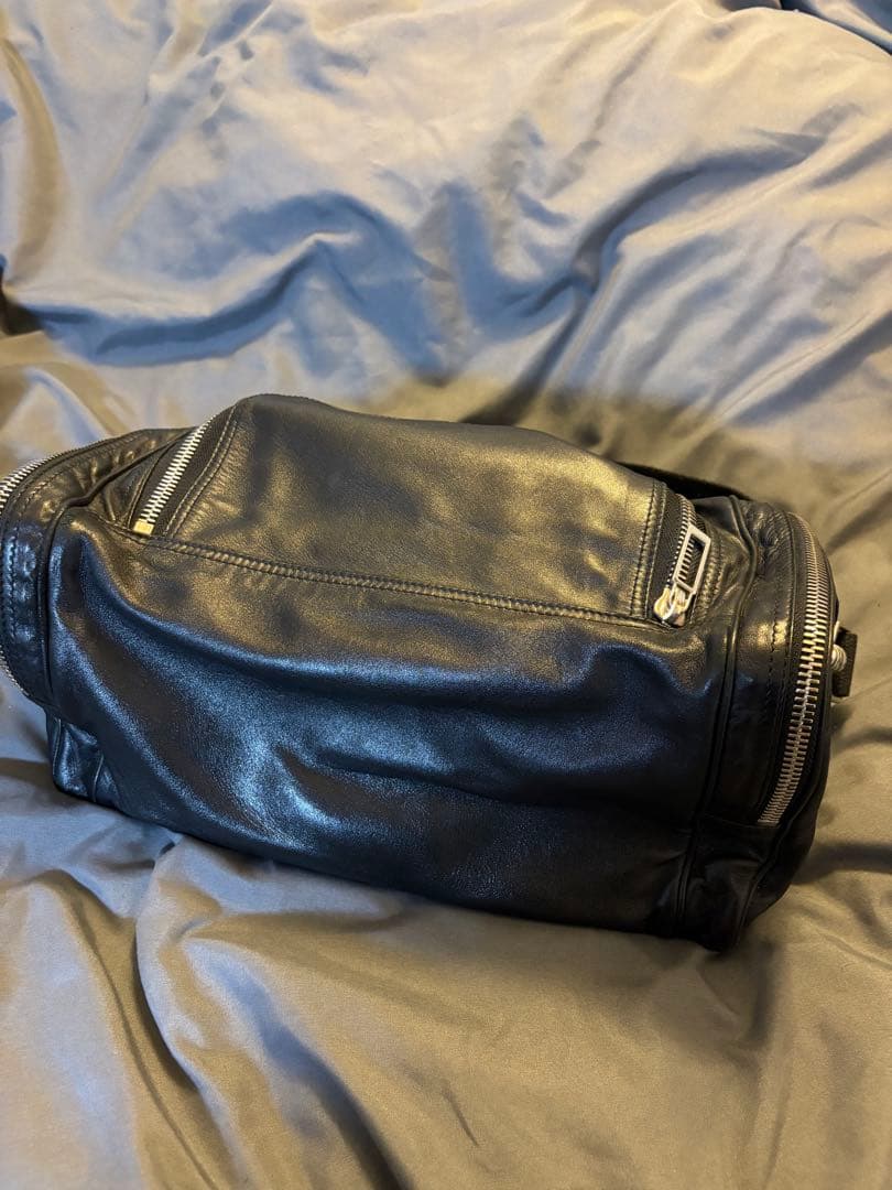 【23日まで値下げ中】dior homme レザー ショルダー ドラムバッグ