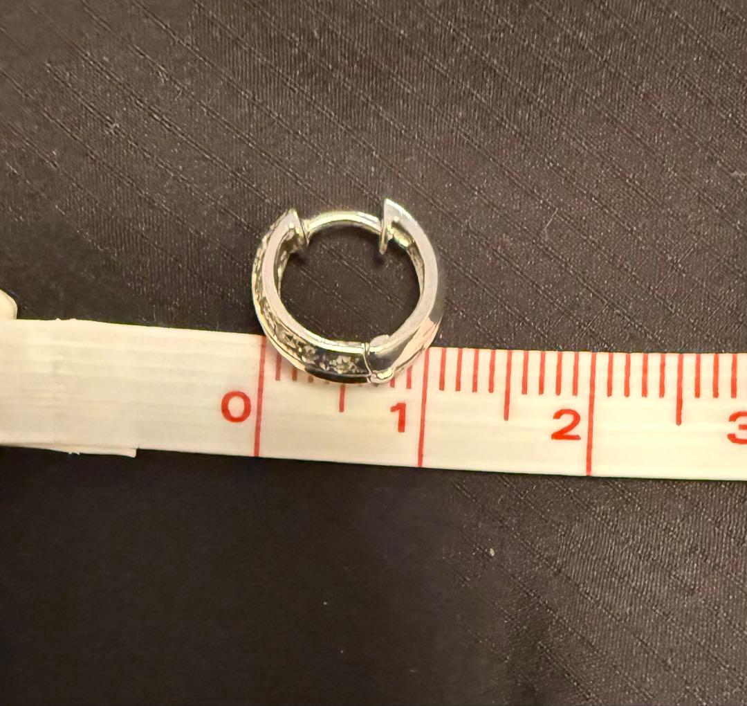 K18WG刻印あり　ダイヤ　パヴェ　片方のみ