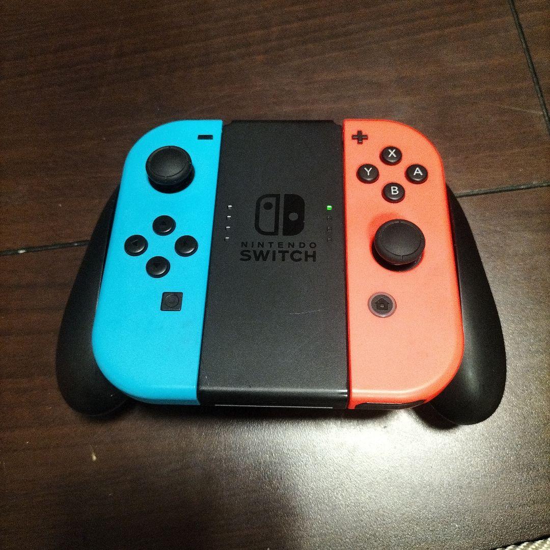 Nintendo Switch 本体 付属品完備　ジョイコン付き