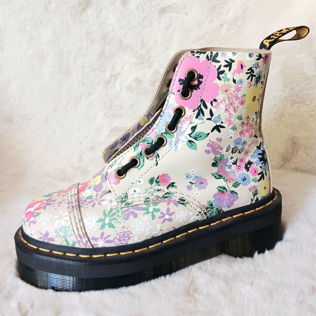 未使用品　Dr.Martens　シンクレア ブーツ　厚底　春カラー　花柄