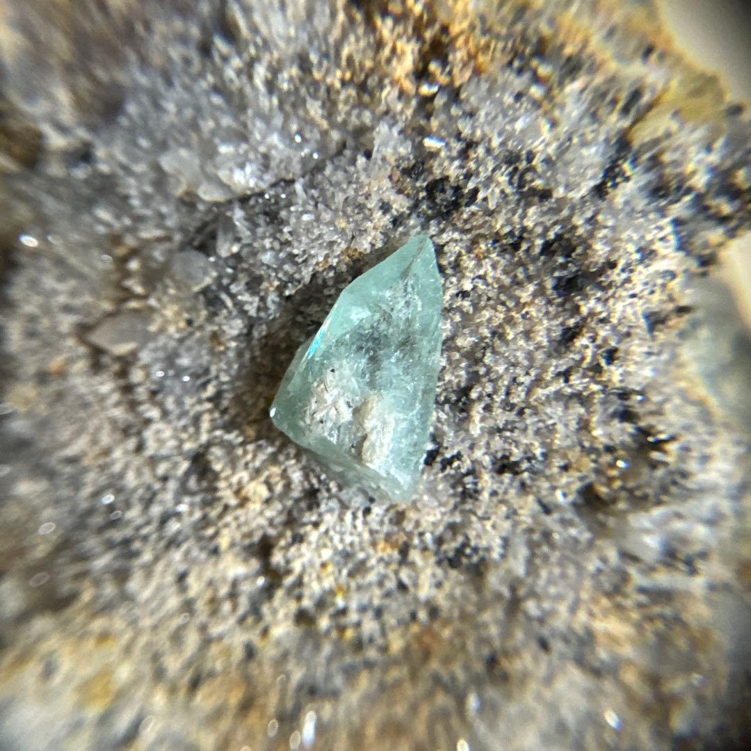 フォスフォフィライト