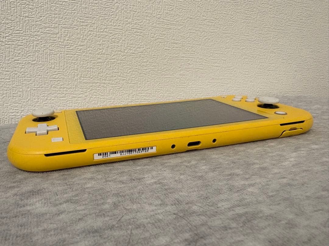 Nintendo Switch Lite イエロー + 桃太郎電鉄