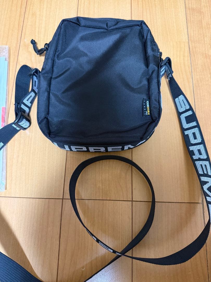 18SS Supreme シュプリーム ショルダーバッグ　ブラック