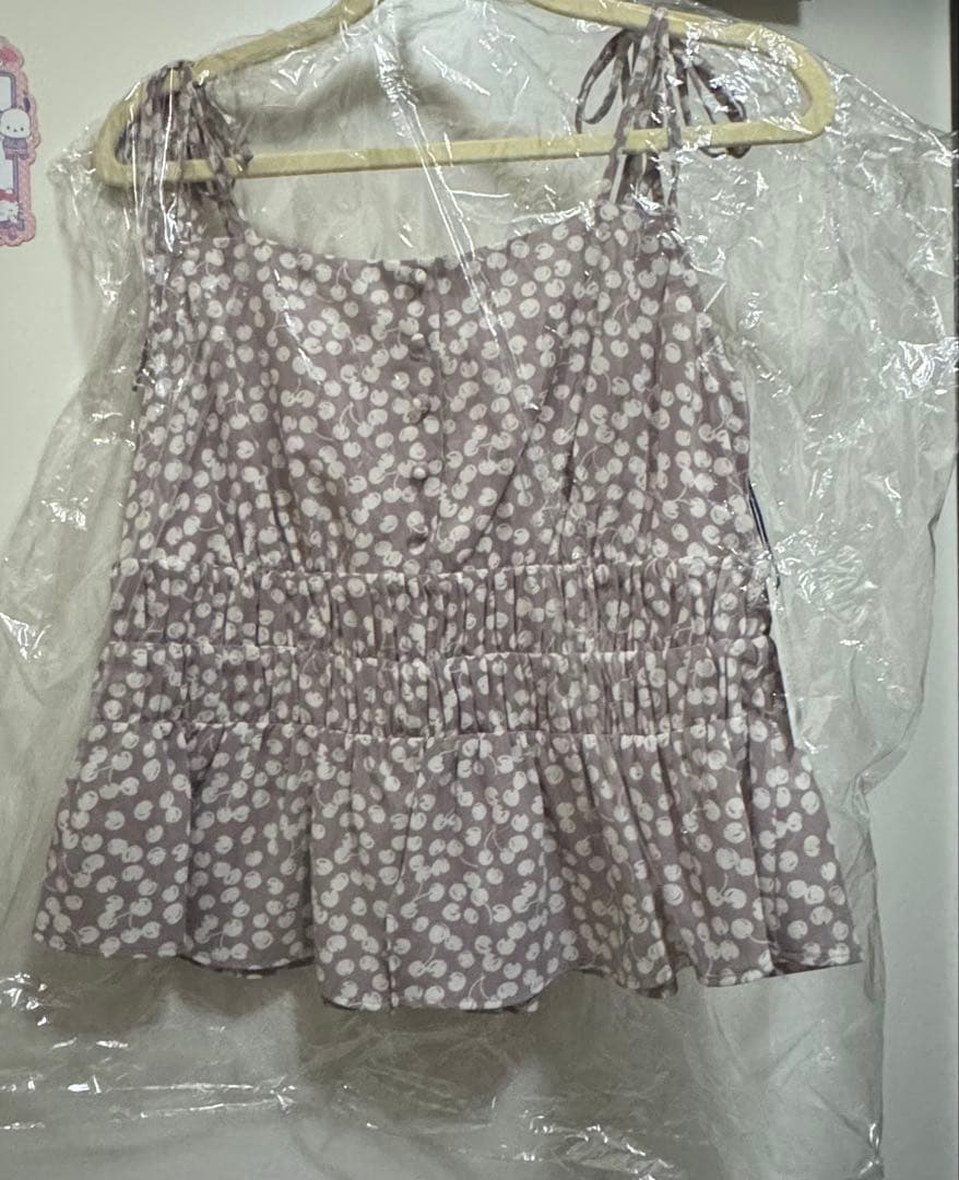 Herlipto Cherry チェリー　トップス　キャミ　Sサイズ