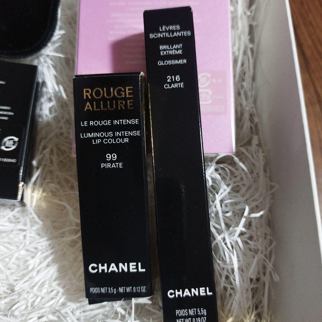 シャネル　アイシャドウと保存ケース　ヘアミスト　リップスティック　リップグロス