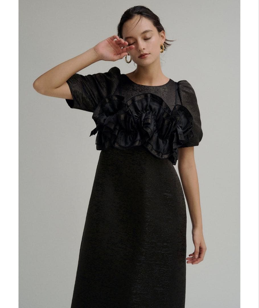 スーツ・フォーマル・ドレス Wavy frill bustier jacquard dress