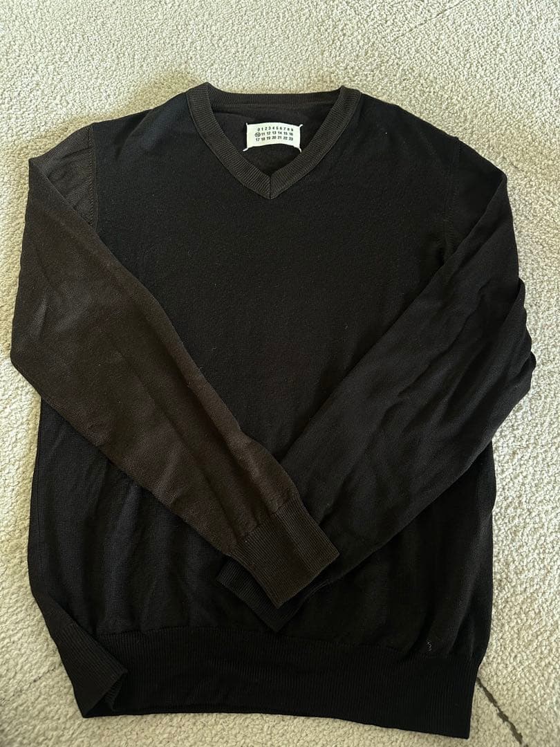【マルジェラニット】ウール100% Vネックセーター Sサイズ