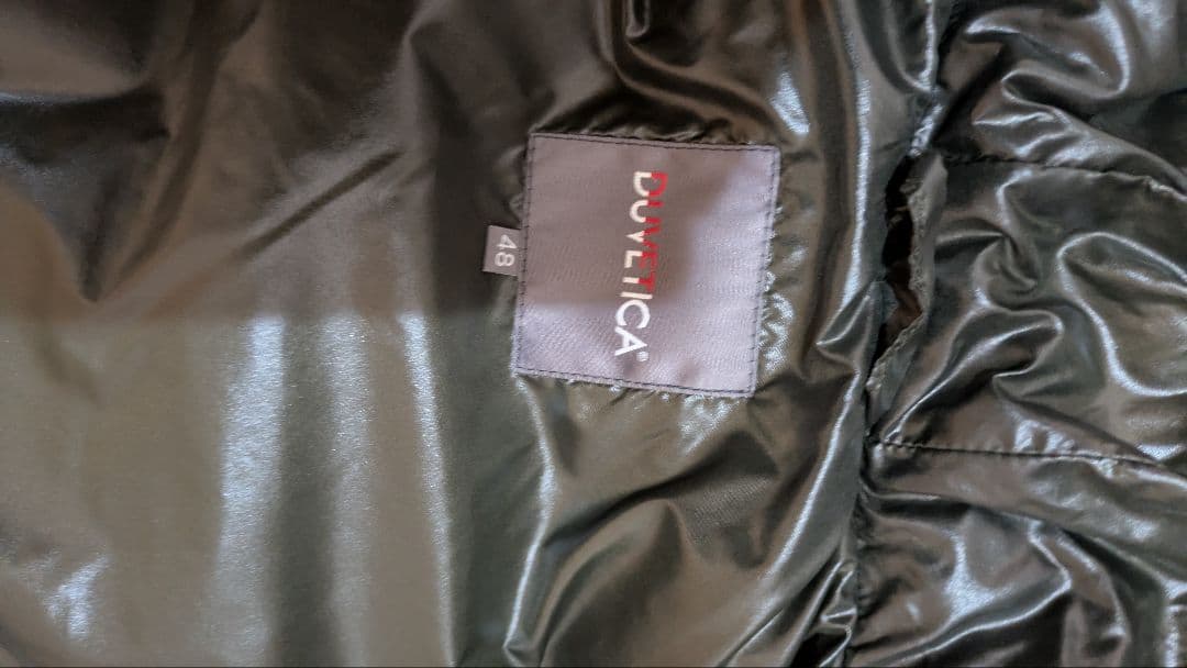 デュベチカ48 Lサイズ　ブラックダウンベスト