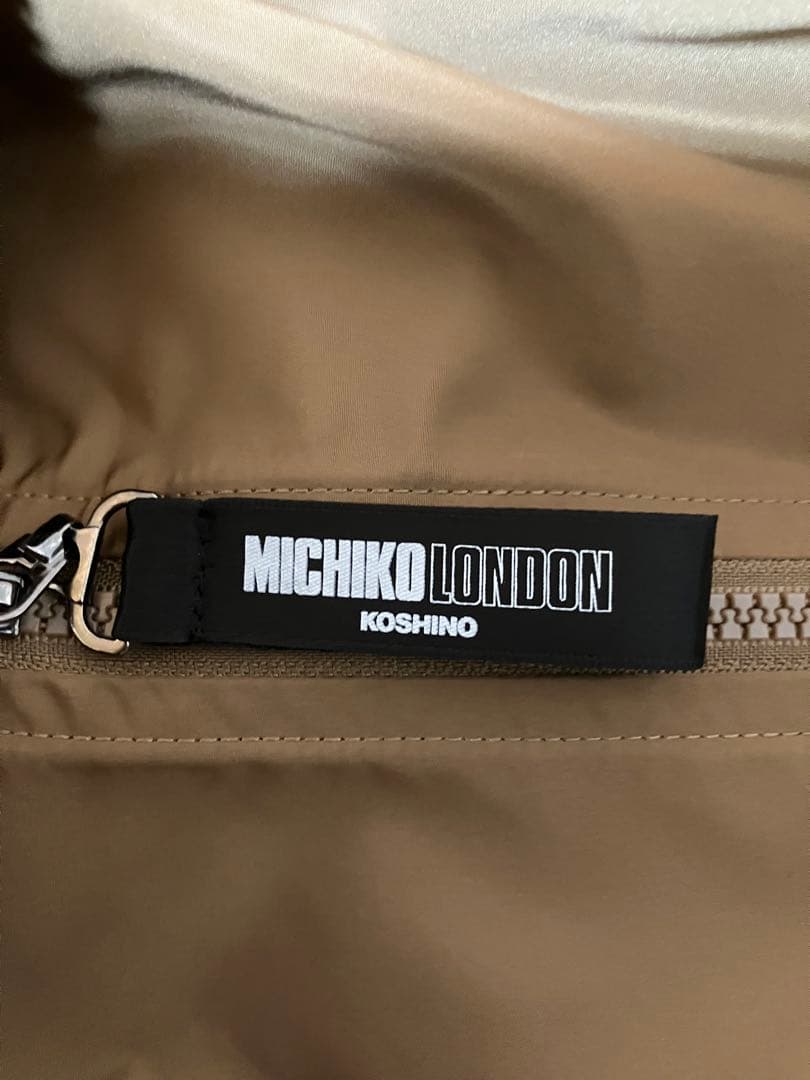 ミチコロンドンコート