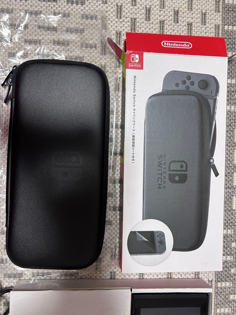 【美品】Nintendo Switch 本体 + キャリーケース+コントローラー