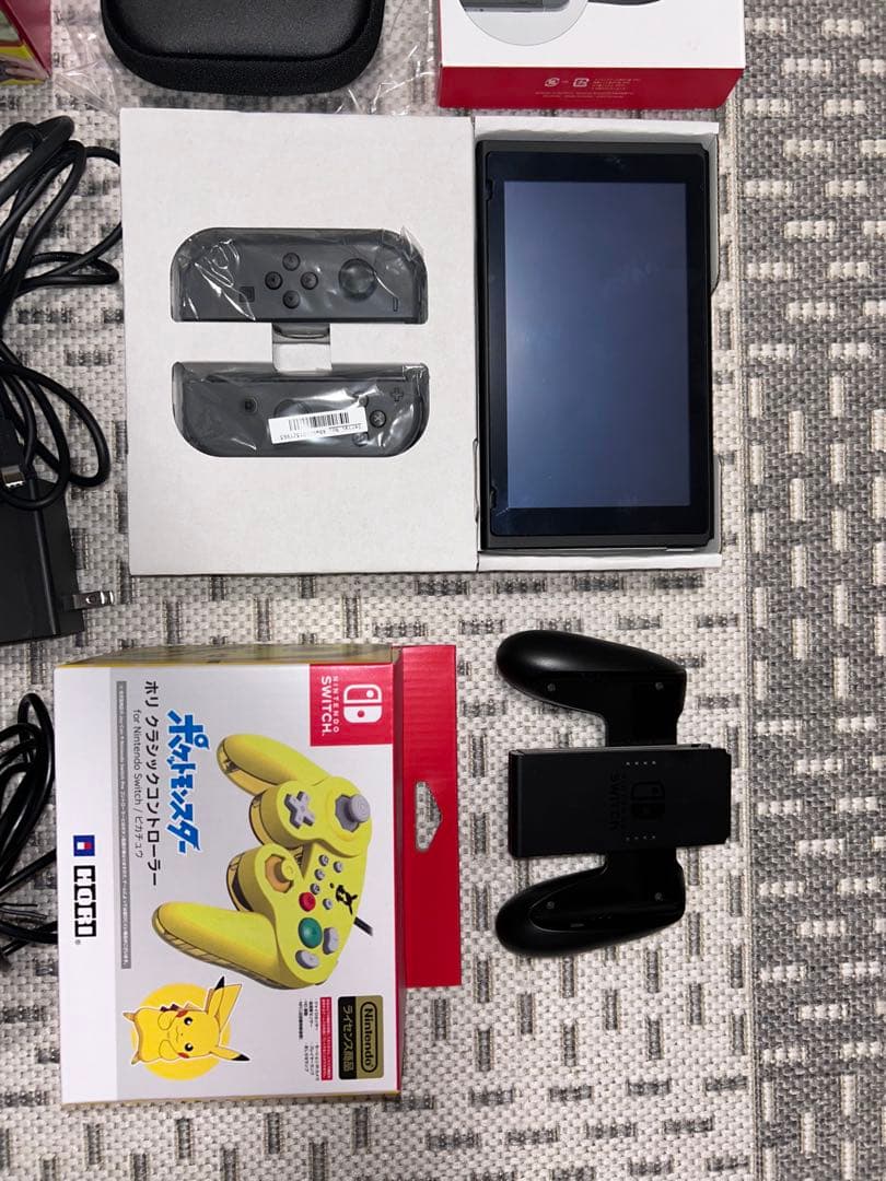 【美品】Nintendo Switch 本体 + キャリーケース+コントローラー