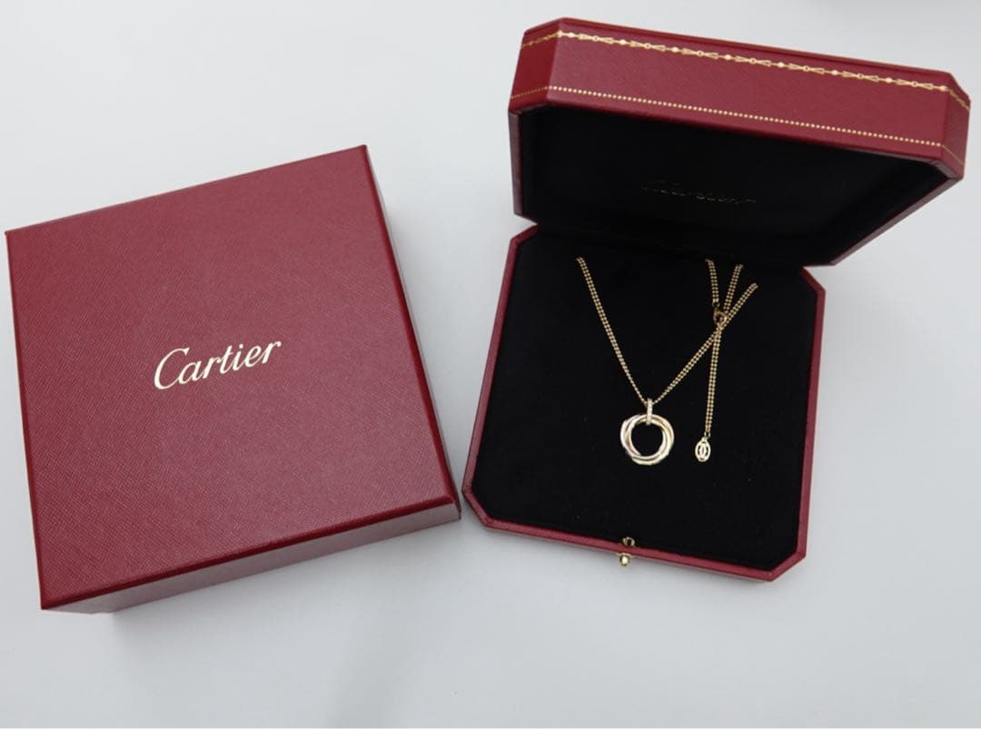 カルティエ　トリニティ ミディアム ダイヤ ネックレス　新作