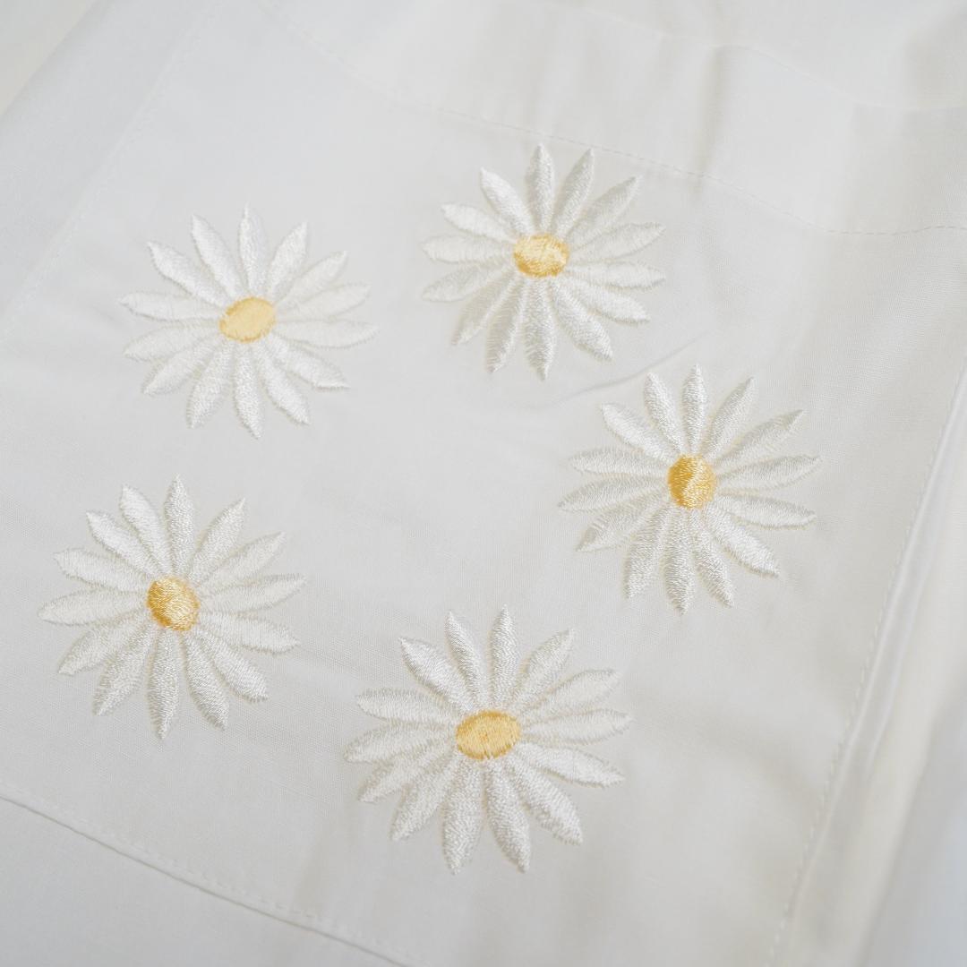 Christian Diorデイジー刺繍エプロンタグ付き新品ホワイトA-8.58