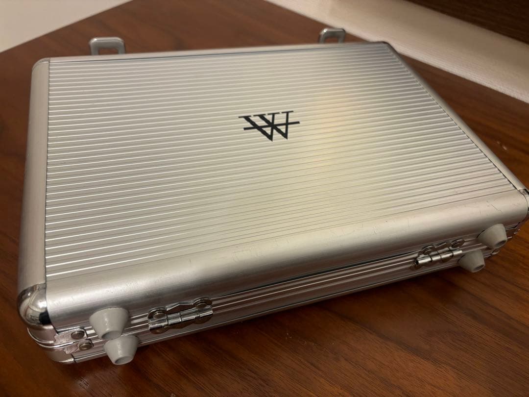 ヨコサワポーカーセット　アルミケース入り