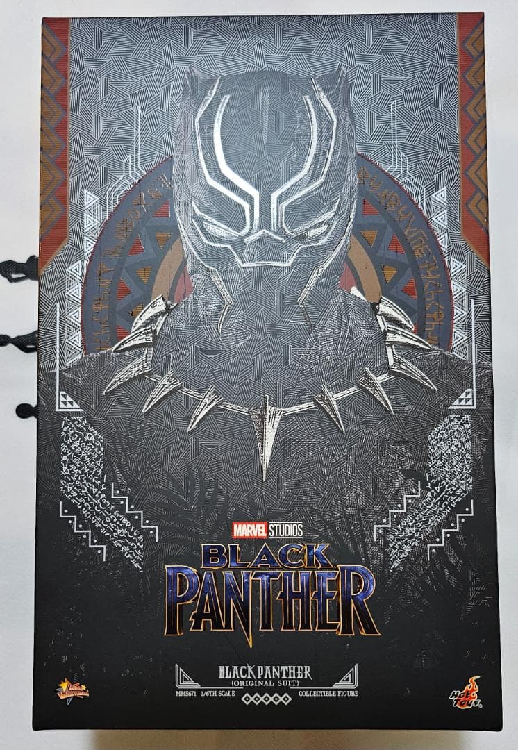 【美品】　ホットトイズ ブラックパンサー オリジナル・スーツ