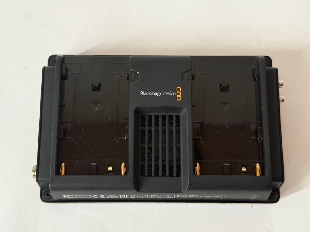 Blackmagic Video Assist 5\" 12G HDR 本体