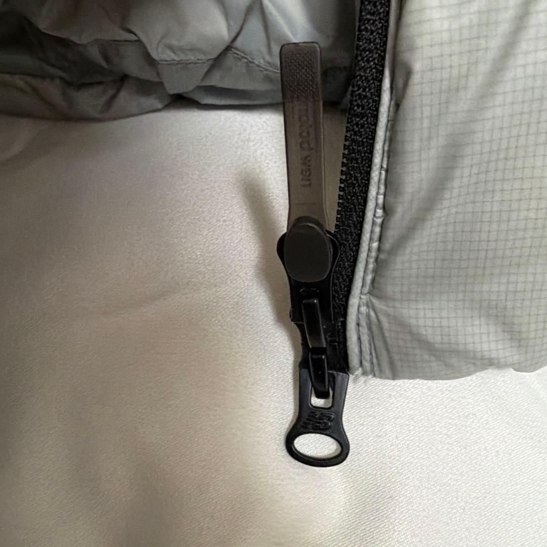 New Balance シルバーダウンジャケット S