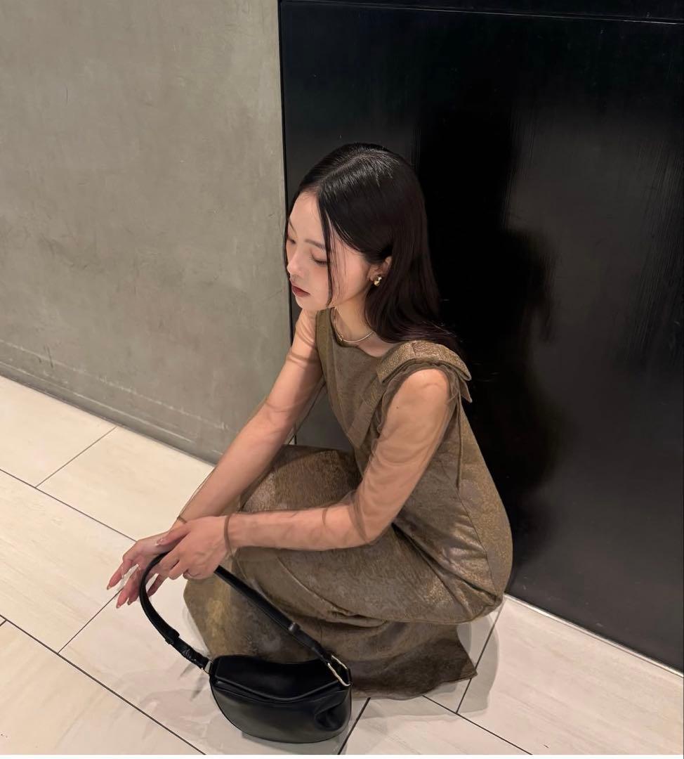 LE’RURE　Shoulder ribbon jacquard dress