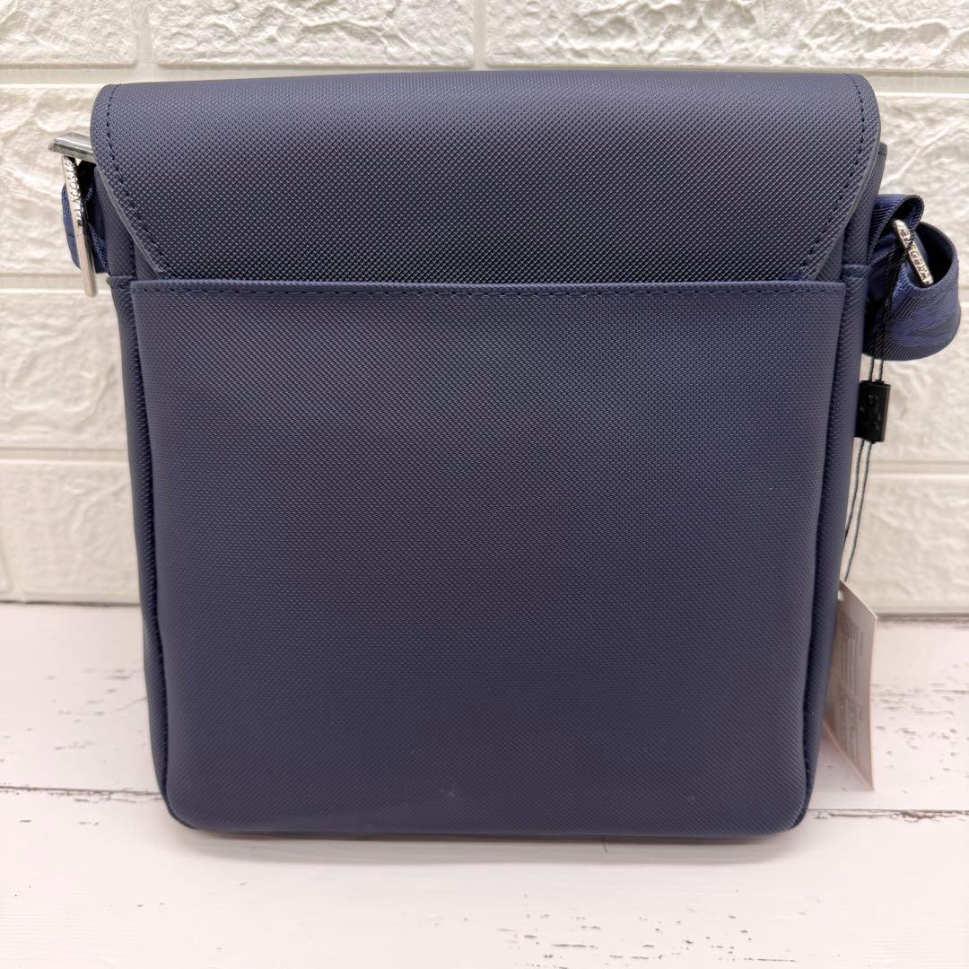 【新品・未使用】ラコステ　メンズクラシック　スリムフラップサッチェルバッグ