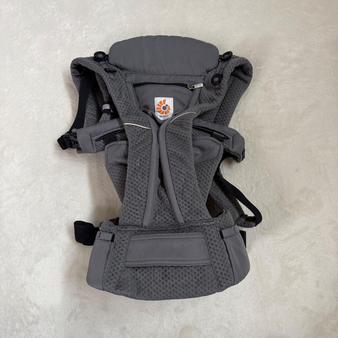美品　Ergobaby エルゴベビー　OMNI breeze 抱っこ紐