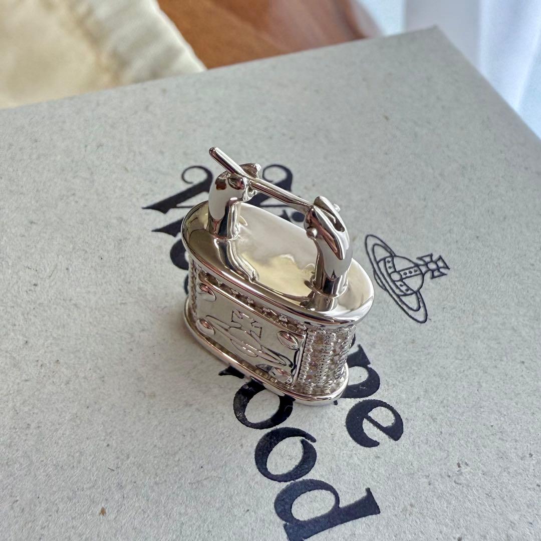 激レア925製VivienneWestwood オーブ/南京錠/パドロックピアス