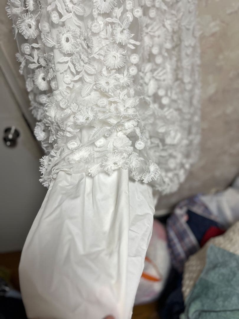 Tsuru by Mariko Oikawa白 花柄刺繍 半袖ロングワンピース