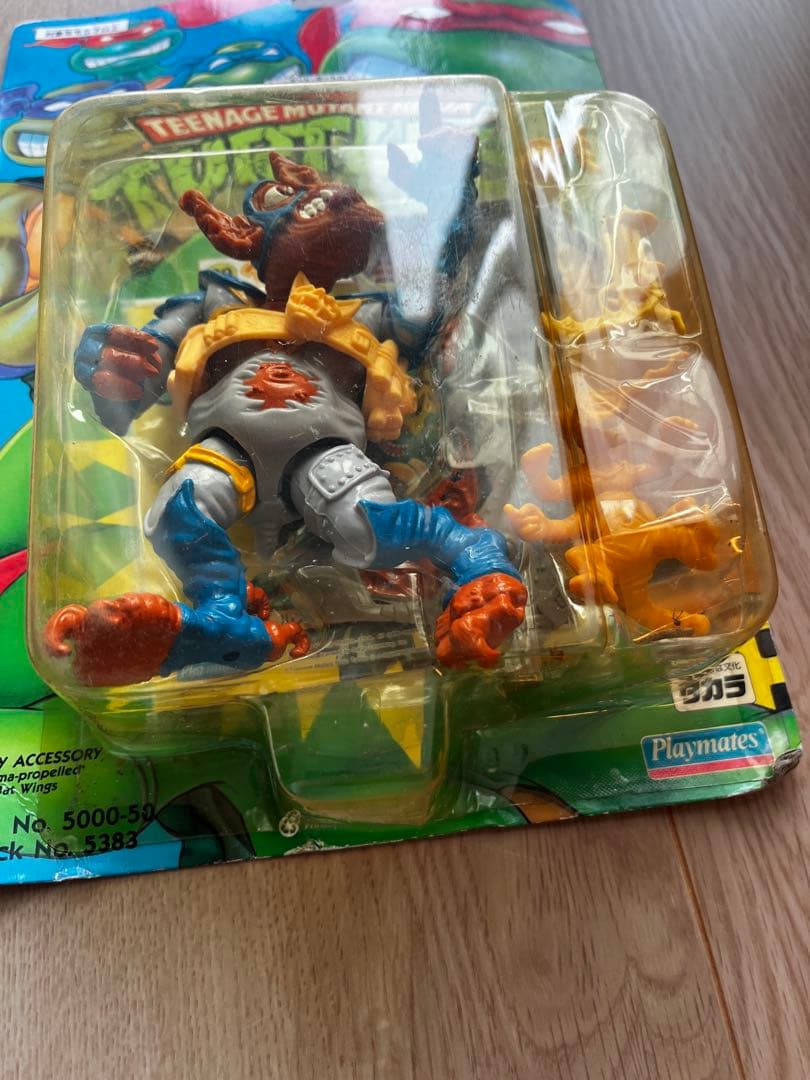 タカラ ミュータントタートルズ ベーシック ウイングナット ケイシージョーンズ