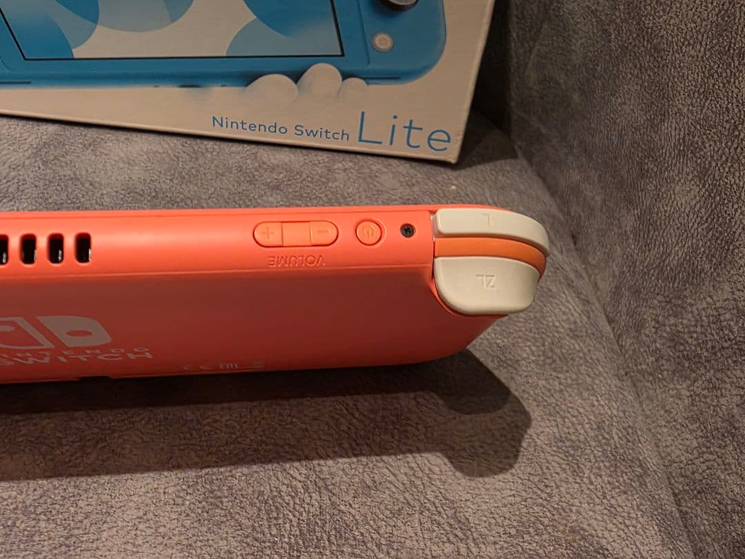 Switchライト コーラル