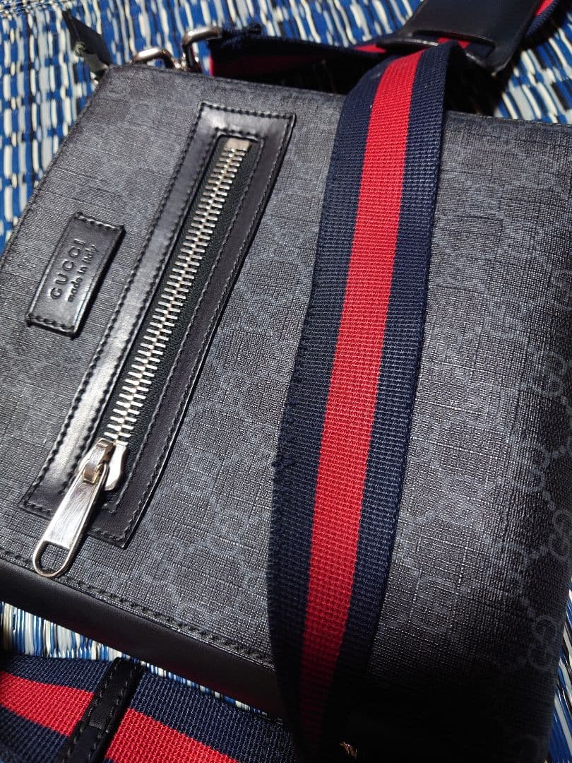 GUCCI グッチ ブラック ショルダーバッグ