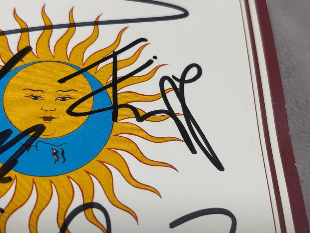 レア　キングクリムゾン　直筆サインCD king crimson 太陽と戦慄