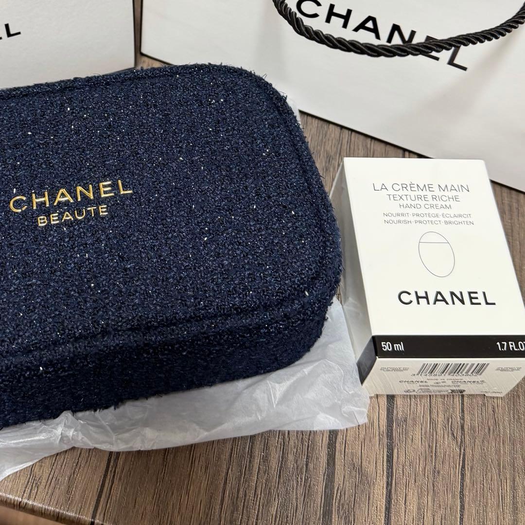 CHANEL ハンドクリーム　クリスマス　ケア　シャネル ホリデー限定セット