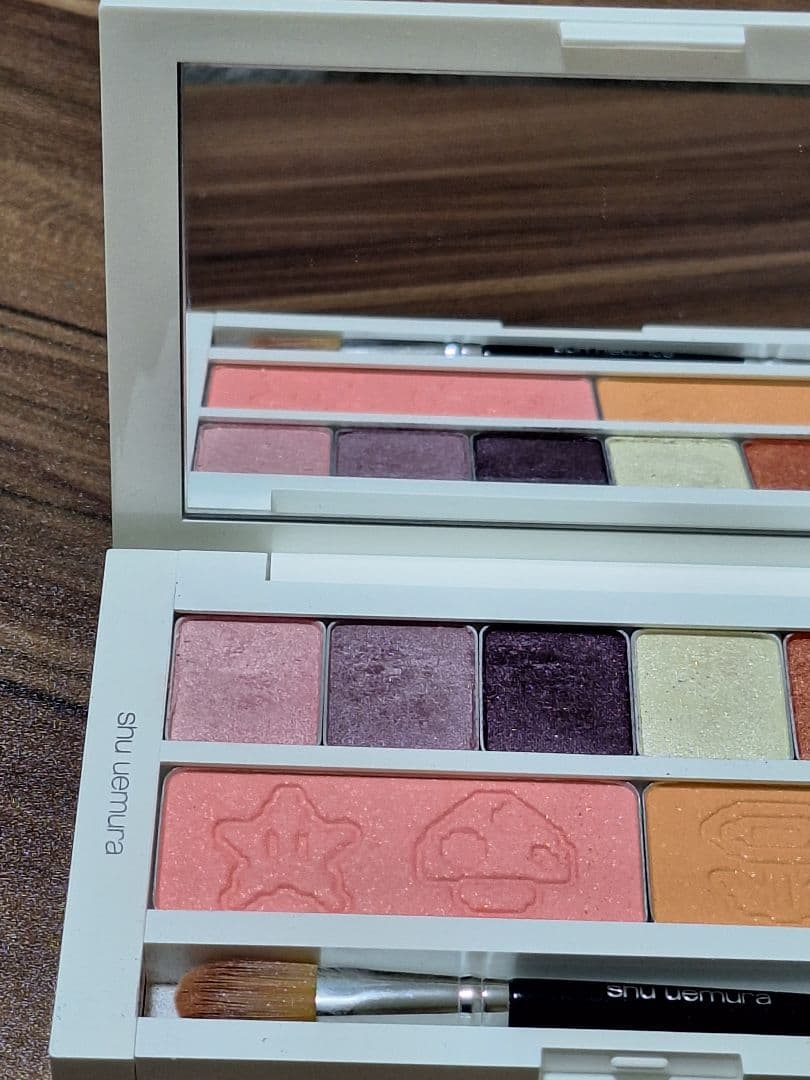 SHU UEMURA スーパーマリオ アイシャドウパレット