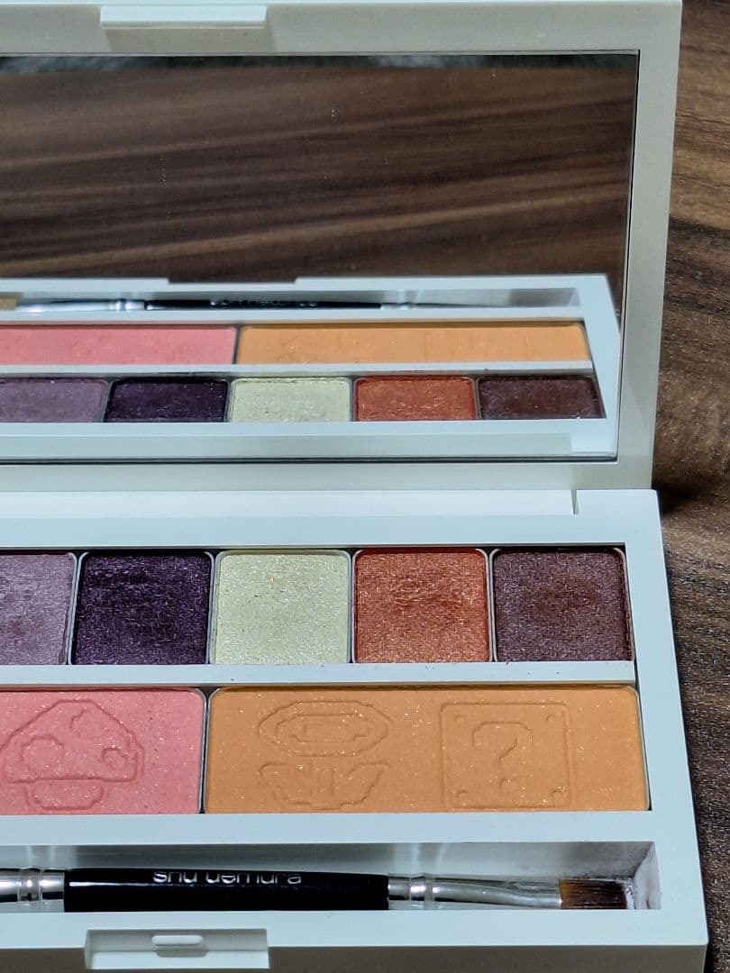 SHU UEMURA スーパーマリオ アイシャドウパレット