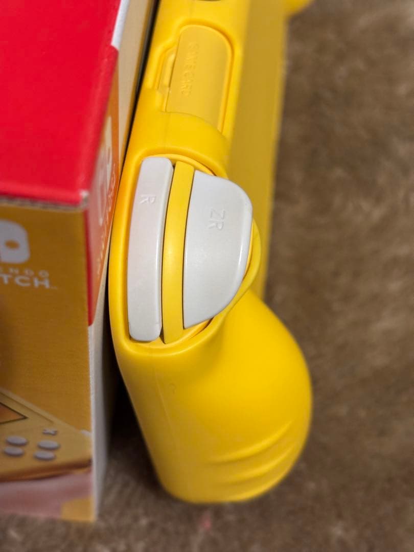 Nintendo Switch Lite イエロー 美品