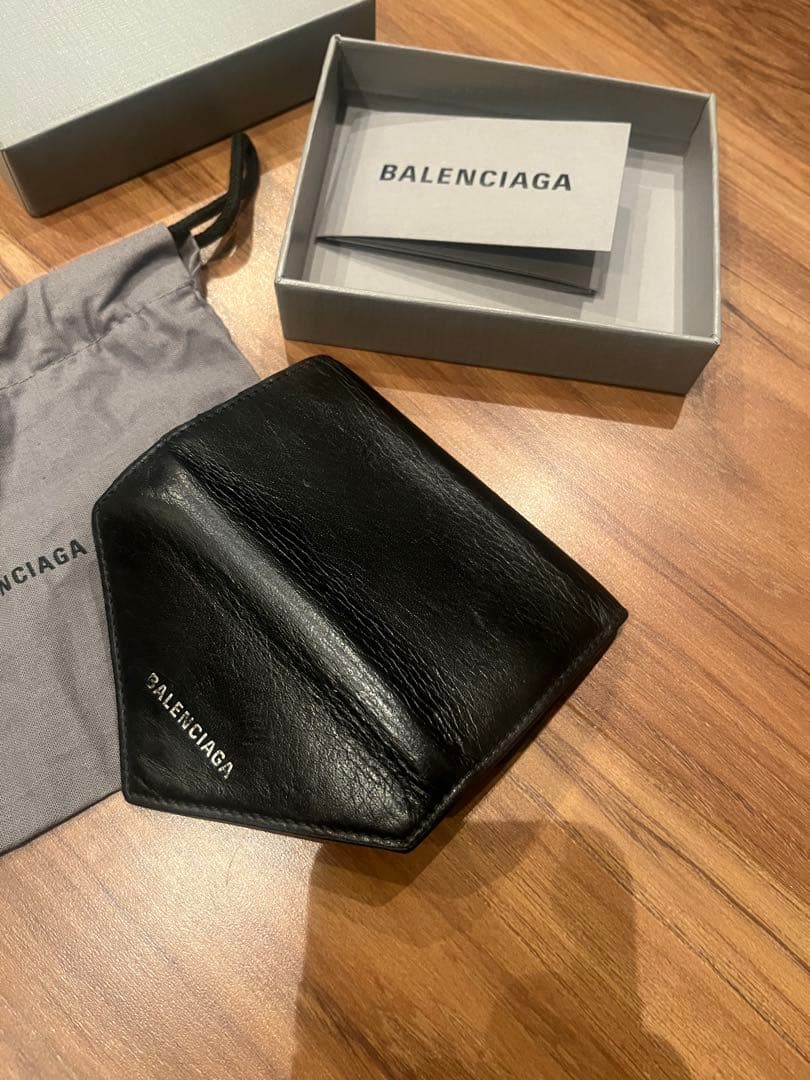 BALENCIAGA ブラックレザーキーケース